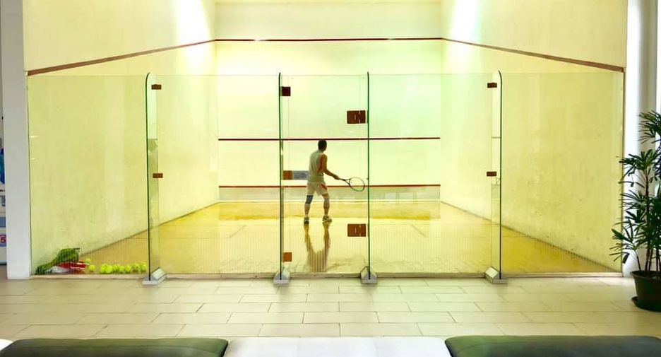 For rent and for sale 1 bed condo in Pathum Wan, Bangkok