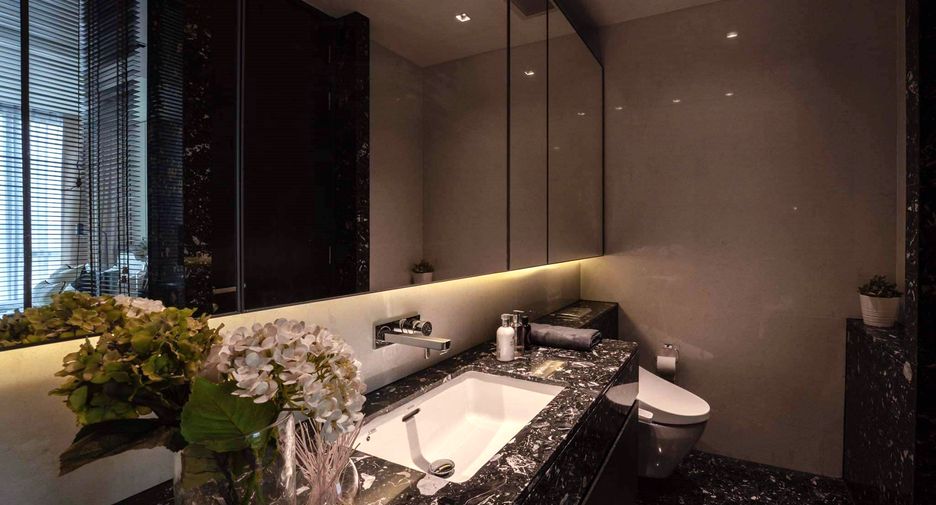 出租 和 出售 1 卧室 公寓 在 Khlong Toei, 曼谷