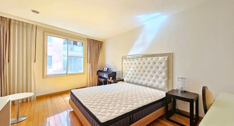 For rent and for sale 2 bedrooms condo in Watthana, Bangkok