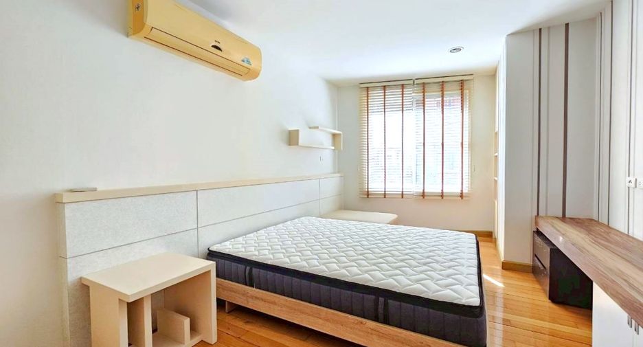 For rent and for sale 2 bedrooms condo in Watthana, Bangkok