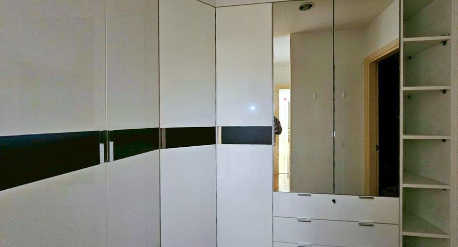For rent and for sale 2 bedrooms condo in Watthana, Bangkok