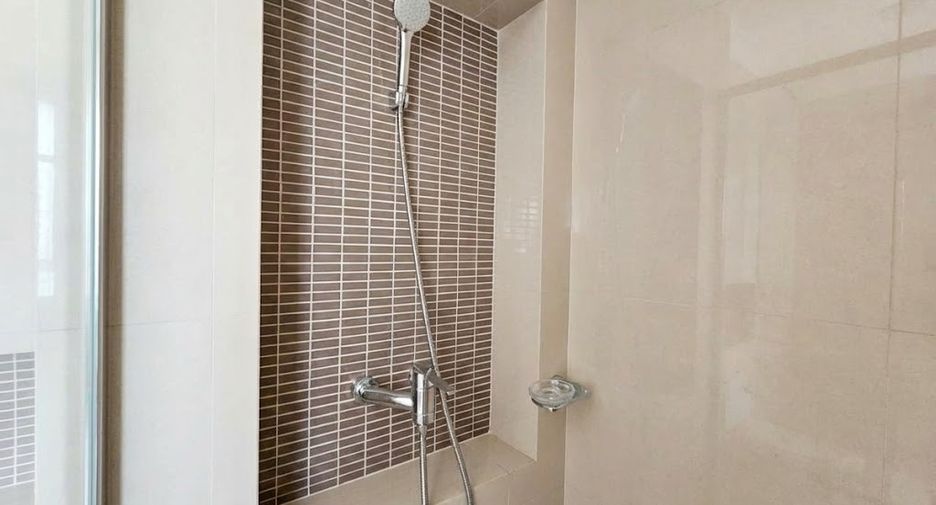 For rent and for sale 2 bedrooms condo in Watthana, Bangkok