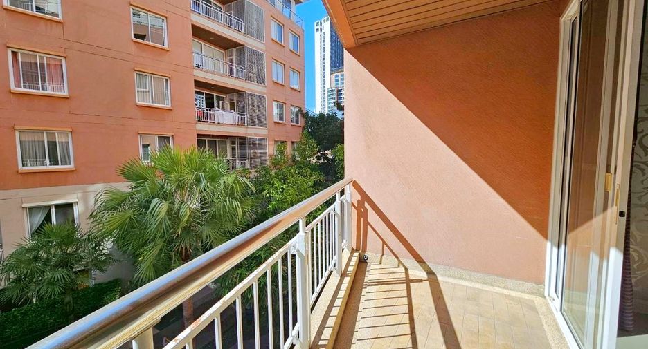 For rent and for sale 2 bedrooms condo in Watthana, Bangkok