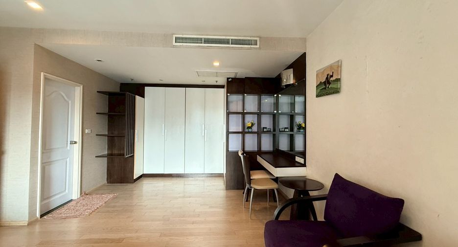 For rent and for sale 2 bedrooms condo in Khlong Toei, Bangkok