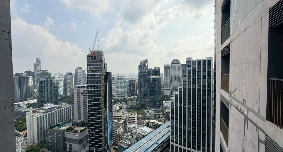 For rent and for sale 2 bedrooms condo in Khlong Toei, Bangkok