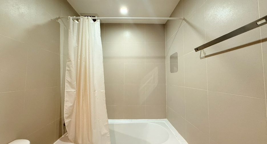 For rent and for sale 2 bedrooms condo in Khlong Toei, Bangkok
