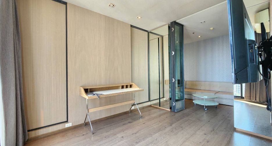 For rent and for sale 2 bedrooms condo in Khlong Toei, Bangkok