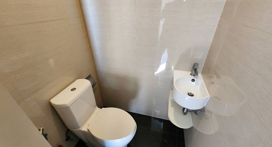 For rent and for sale 2 bedrooms condo in Khlong Toei, Bangkok