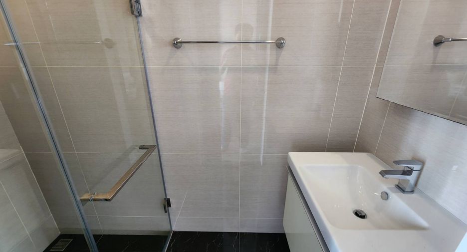 For rent and for sale 2 bedrooms condo in Khlong Toei, Bangkok