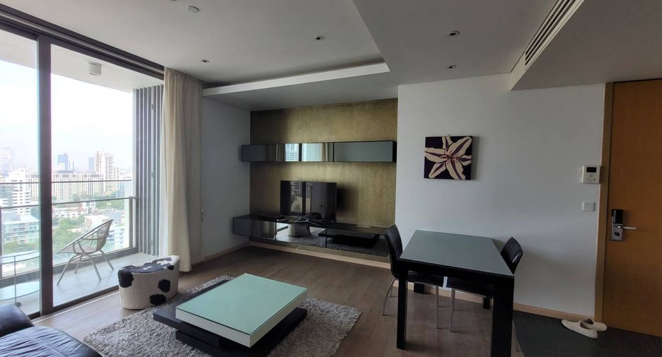 For rent and for sale 1 bed condo in Khlong Toei, Bangkok