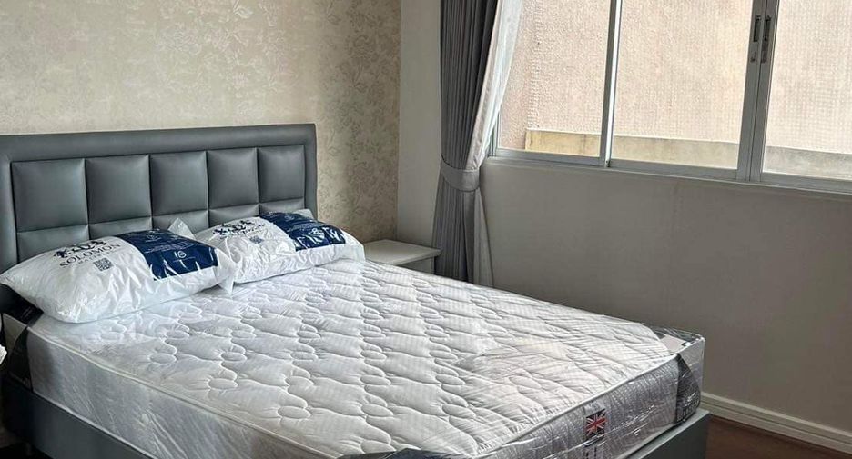 For rent and for sale 3 bedrooms condo in Khlong Toei, Bangkok