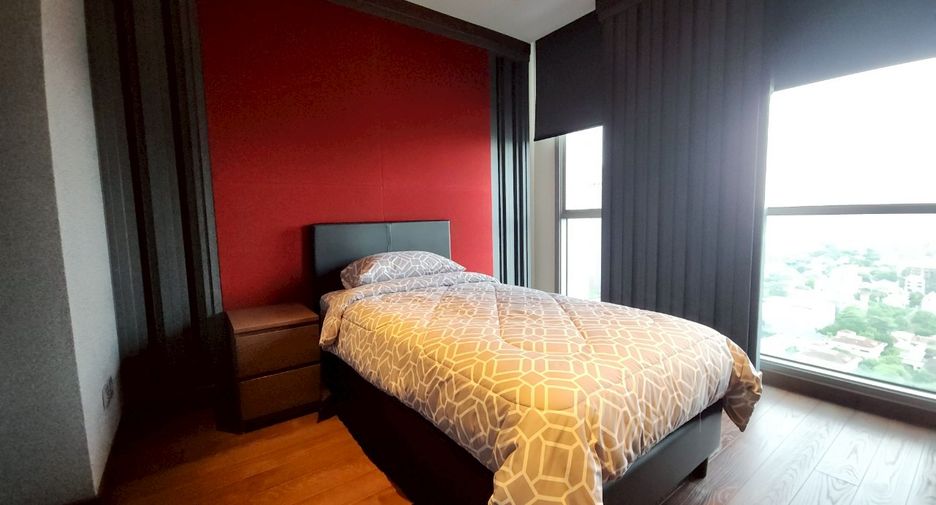 For rent and for sale 2 bedrooms condo in Watthana, Bangkok