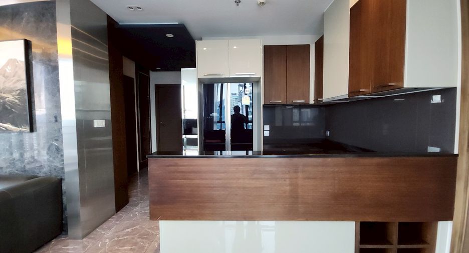 For rent and for sale 2 bedrooms condo in Watthana, Bangkok