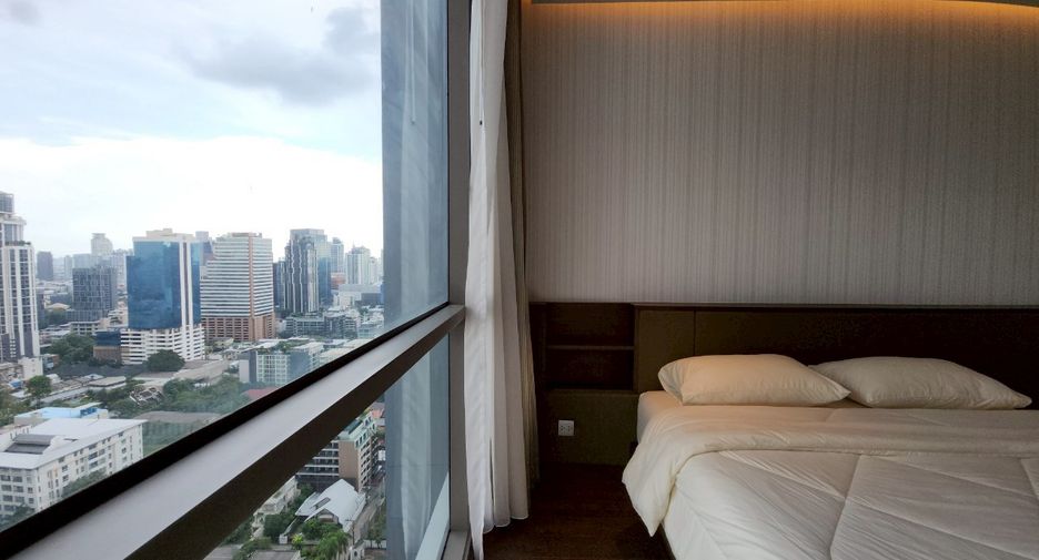 For rent and for sale 2 bedrooms condo in Watthana, Bangkok