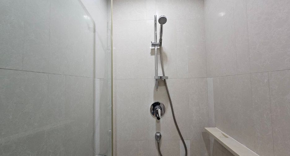For rent and for sale 2 bedrooms condo in Watthana, Bangkok