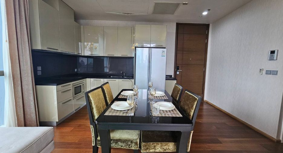 For rent and for sale 2 bedrooms condo in Watthana, Bangkok