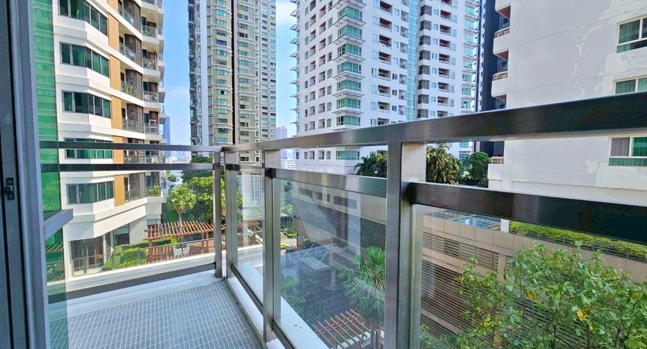 For rent and for sale 1 bed condo in Khlong Toei, Bangkok
