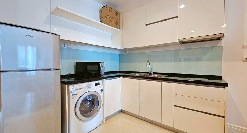 For rent and for sale 1 bed condo in Khlong Toei, Bangkok
