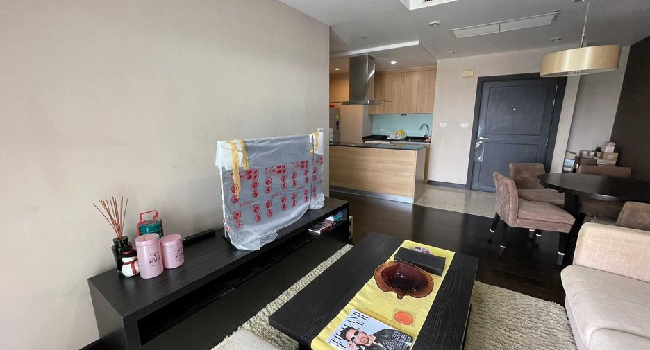 For rent and for sale 2 bedrooms condo in Sathon, Bangkok