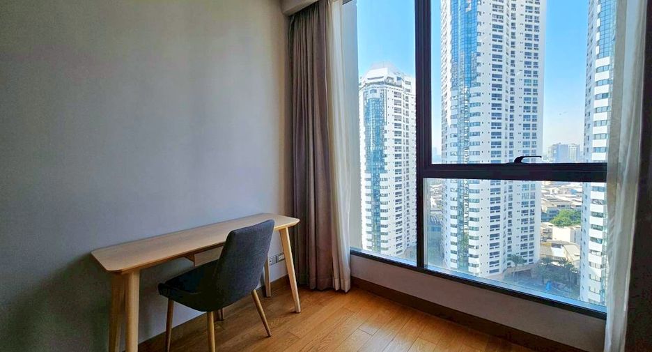 For rent and for sale 2 bedrooms condo in Khlong Toei, Bangkok
