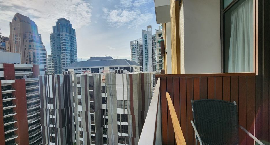 For rent 2 bedrooms condo in Pathum Wan, Bangkok