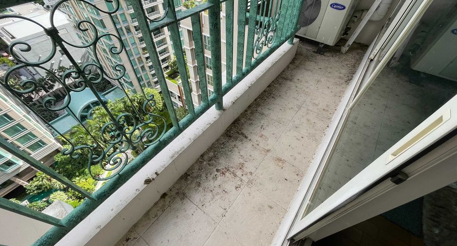 For rent and for sale 2 bedrooms condo in Pathum Wan, Bangkok