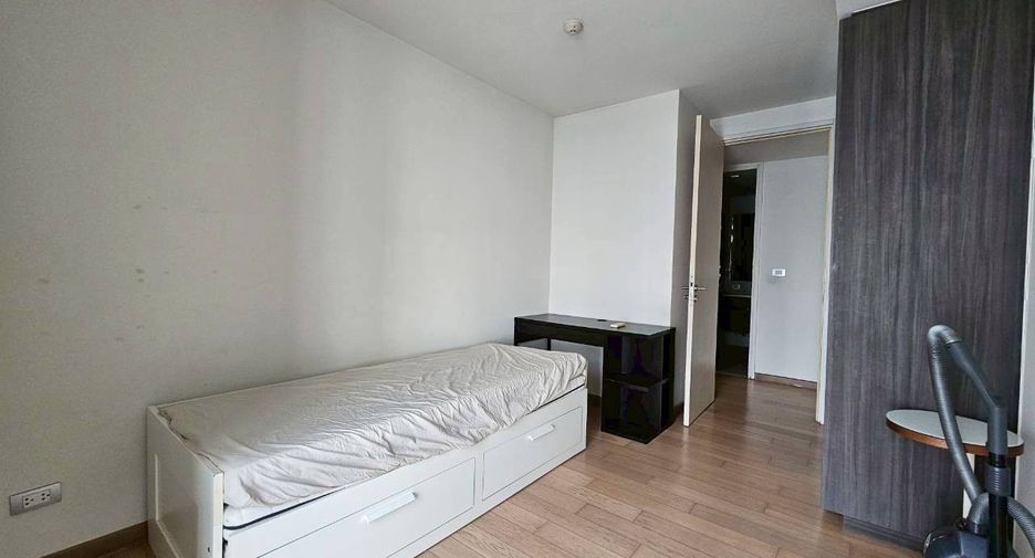For rent and for sale 2 bedrooms condo in Watthana, Bangkok