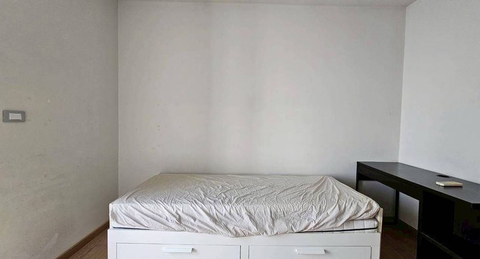 For rent and for sale 2 bedrooms condo in Watthana, Bangkok