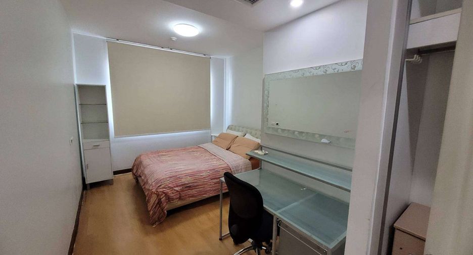 À louer et à vendre 3 chambres condo à Watthana, Bangkok