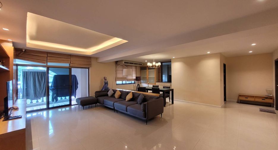 For rent そして for sale 2 ベッドルーム condo in Watthana, Bangkok