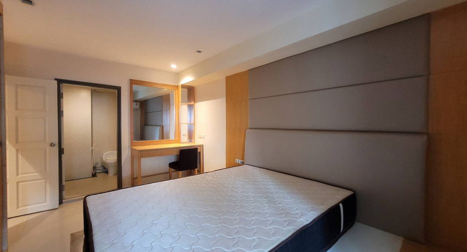 For rent そして for sale 2 ベッドルーム condo in Watthana, Bangkok