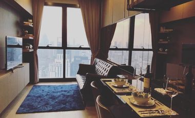 À louer et à vendre 1 chambre condo à Khlong Toei, Bangkok