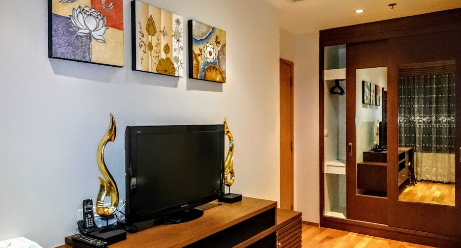 Condo en alquiler y en venta de 2 habitaciones en Khlong Toei, Bangkok