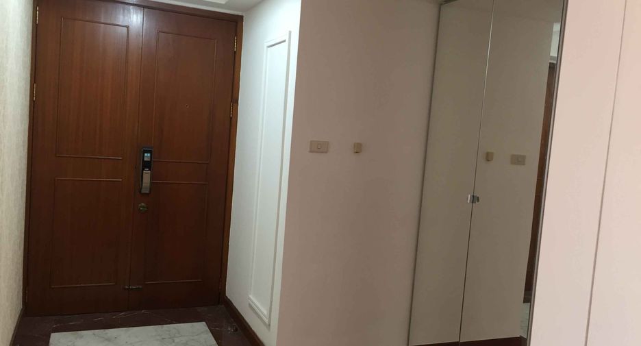 Condo en alquiler y en venta de 2 habitaciones en Pathum Wan, Bangkok