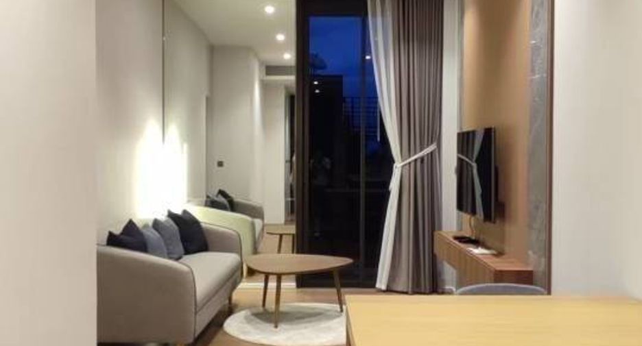 For rent 1 bed condo in Pathum Wan, Bangkok