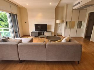 Condo en alquiler de 3 habitaciones en Pathum Wan, Bangkok