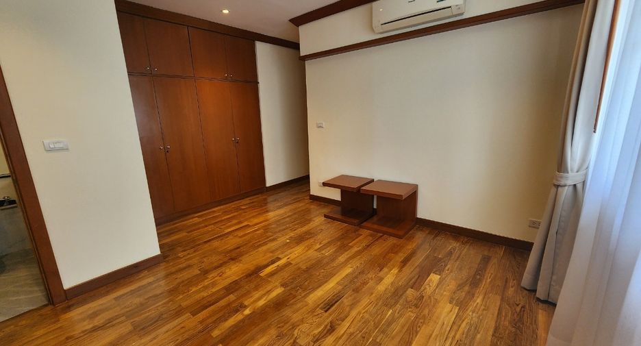 出租 4 卧室 公寓 在 Khlong Toei, 曼谷