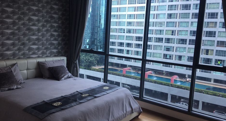 For rent and for sale 2 bedrooms condo in Khlong Toei, Bangkok