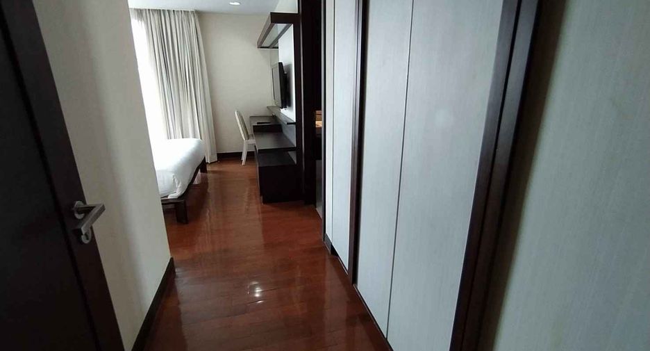 For rent 3 ベッドルーム condo in Watthana, Bangkok