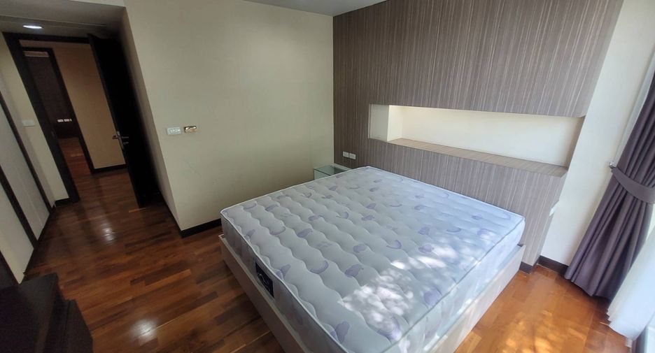 À louer 3 chambres condo à Watthana, Bangkok