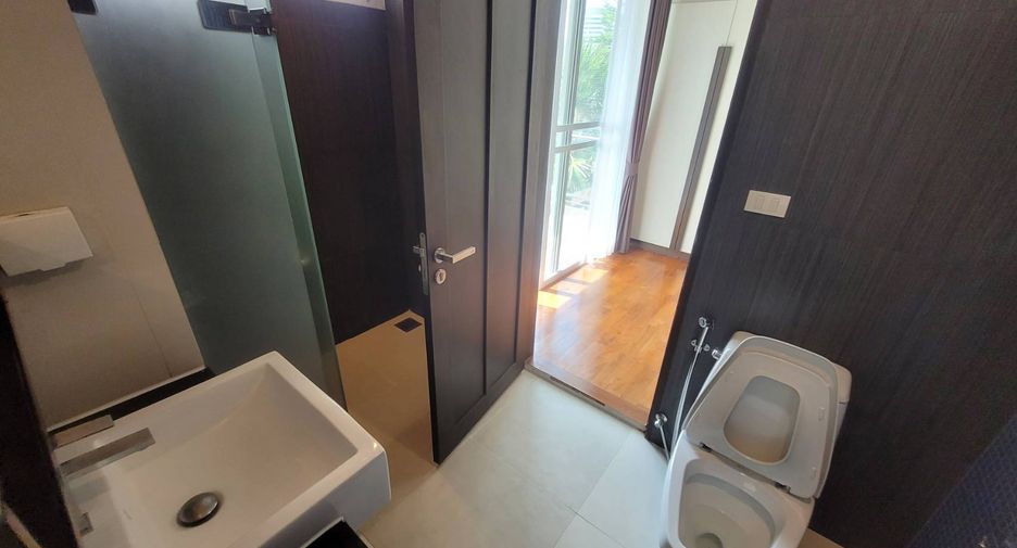 À louer 3 chambres condo à Watthana, Bangkok