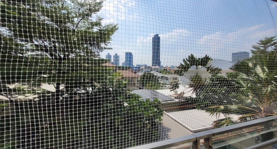 À louer 3 chambres condo à Watthana, Bangkok