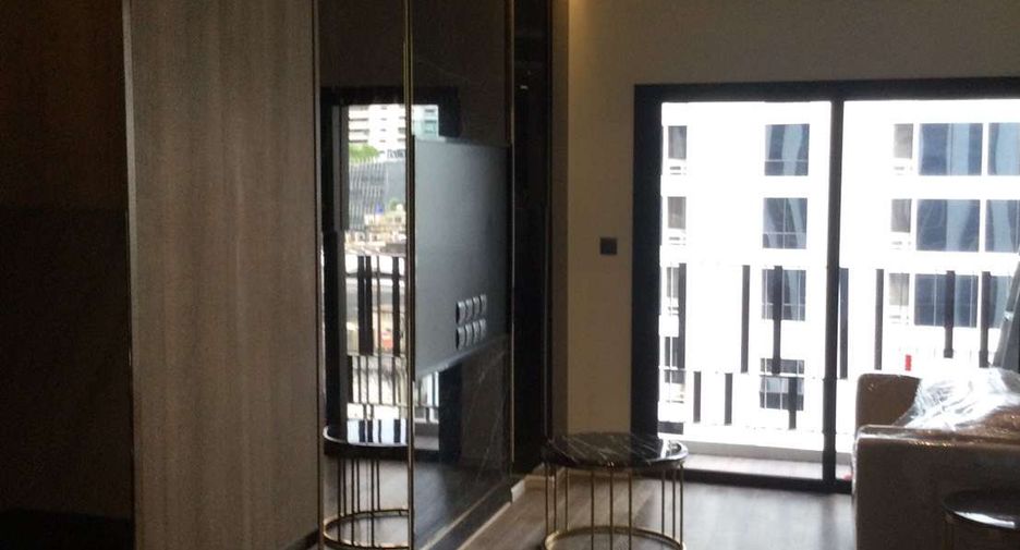 For rent 1 bed condo in Khlong Toei, Bangkok
