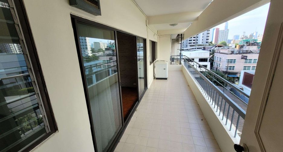 Wohnung zur Miete mit 3 Zimmer in Watthana, Bangkok