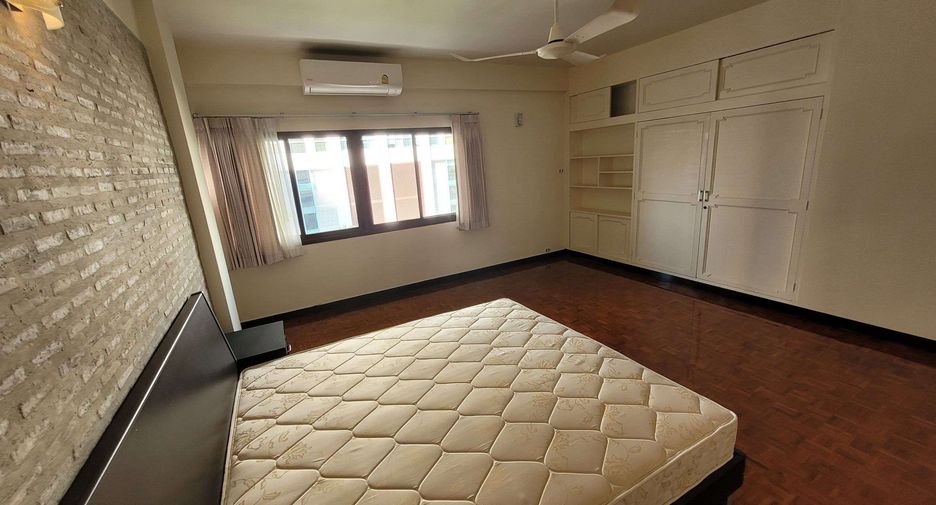 Wohnung zur Miete mit 3 Zimmer in Watthana, Bangkok