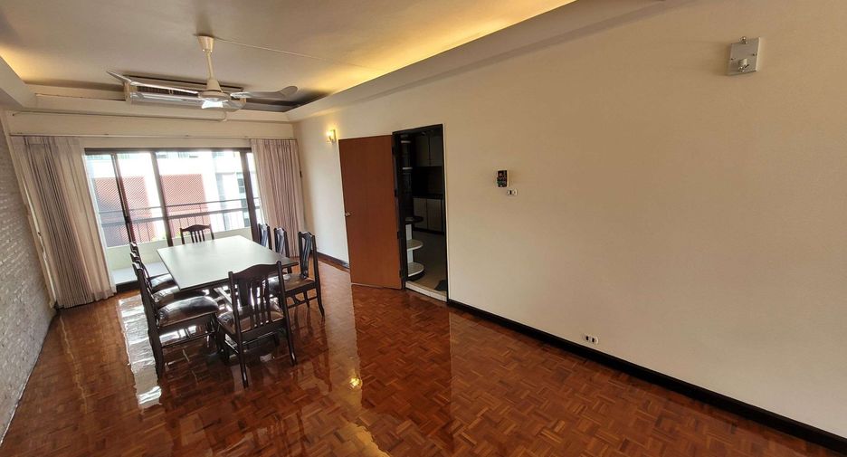 Wohnung zur Miete mit 3 Zimmer in Watthana, Bangkok