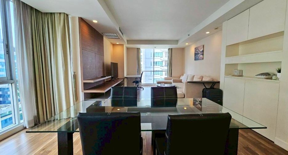 For rent 2 bedrooms condo in Pathum Wan, Bangkok