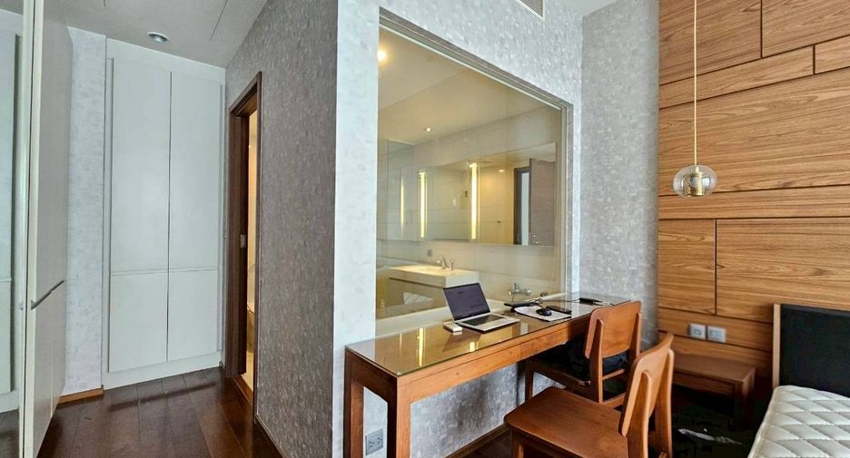 For rent and for sale 1 bed condo in Watthana, Bangkok