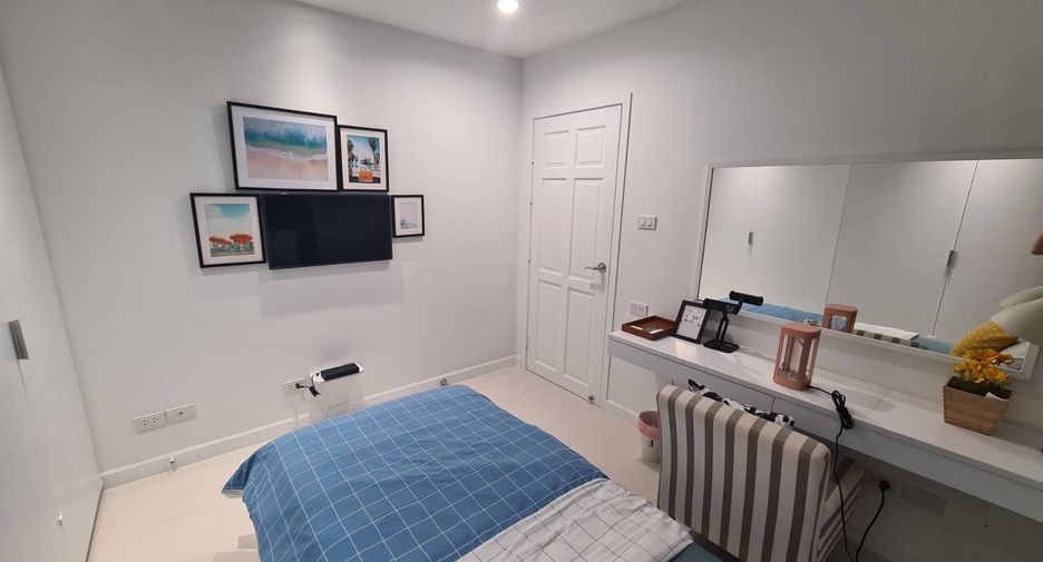 For rent 2 bedrooms condo in Watthana, Bangkok