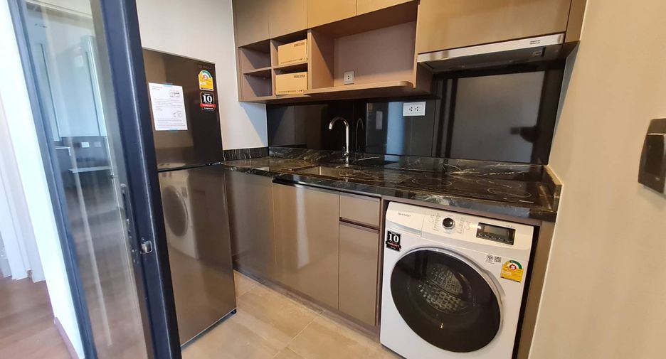 For rent 2 bedrooms condo in Khlong Toei, Bangkok